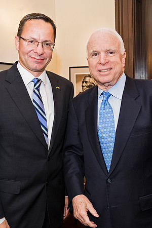 130918 Capitol Hill Z Pavilionis and Senator John McCain 148  Photo Ludo Segers
