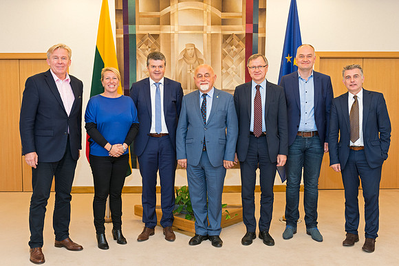 Visit to Seiman by Flemish Parliament Speaker Peumans and delegation in  Vilnius