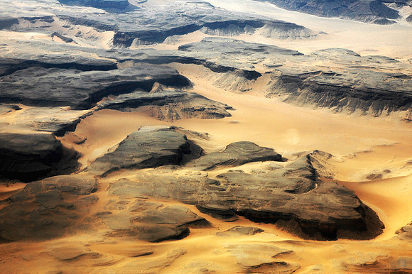 Egypt Desert Near Luxor  30 x 45 cm