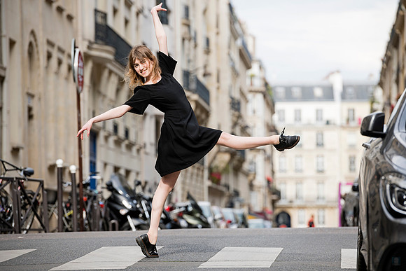 200508 Indre Stakisaityte in a locked-down Paris 4298 Photo © Ludo Segers