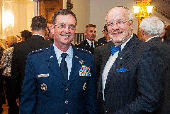 Lithuanian Minister of Defense with Pentagon General