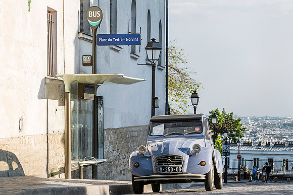Montmartre April 2020 1/10 30 x 45